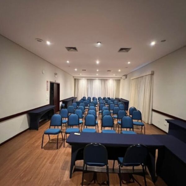 Sala de Conferencia para 100 Pessoas no Batel
